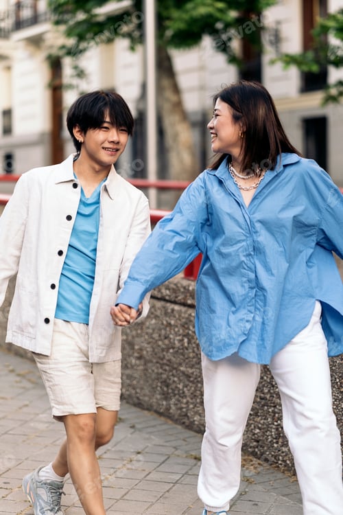 Preview: Cool Couple in the City
