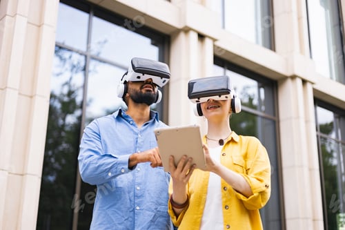 Preview: VR Experience on a City Street