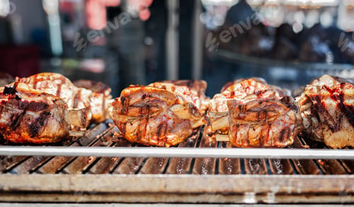 Preview: Grilled pork knuckle.