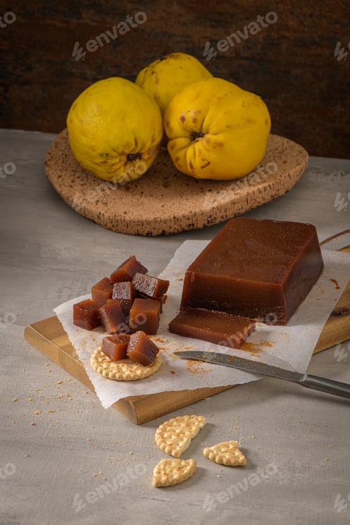 Preview: Marmalade in saltwater crackers