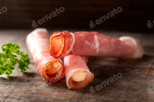 Vista previa: Black forest ham filled with danish double cream cheese
