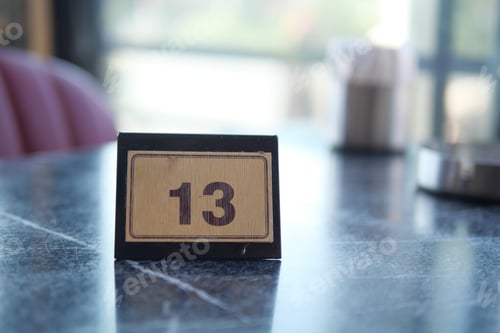 Preview: 14 number sign number on cafe table .