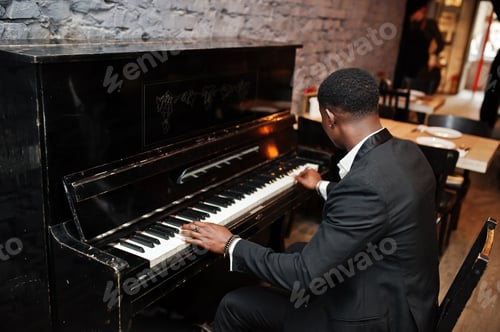 Preview: Strong african american man