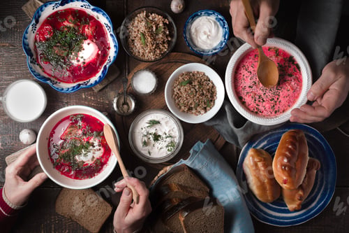 Preview: Dinner in traditional Russian style top view