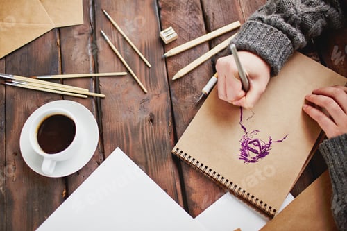 Preview: Drawing man