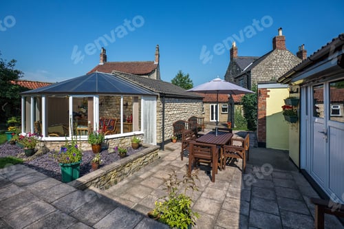 Preview: Patio and conservatory