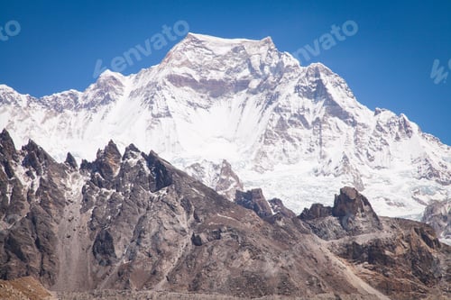 Vorschau: Wunderschöne Berglandschaft im Himalaya
