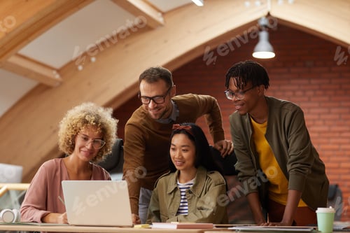 Preview: Business presentation on laptop