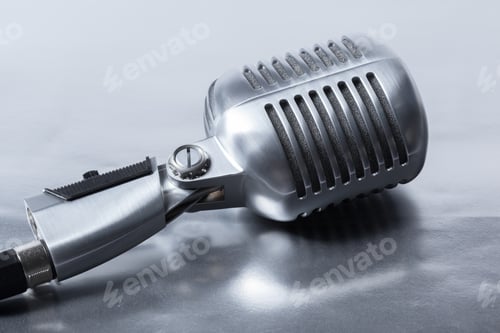 Preview: Retro microphone