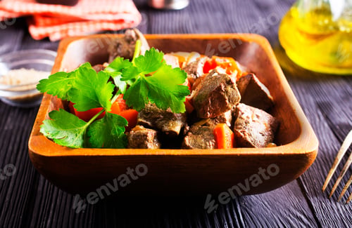Preview: Fried chicken liver with onions and carrots