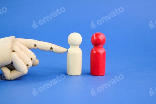 Preview: two wooden figures at the meeting