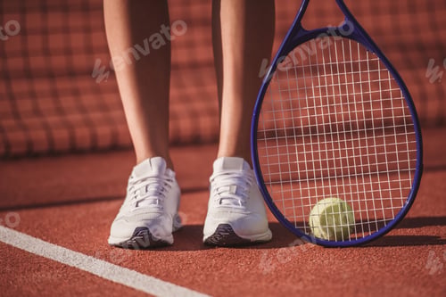 Preview: Girl playing tennis