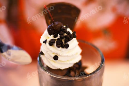 Preview: ice cream sundae chocolate dessert