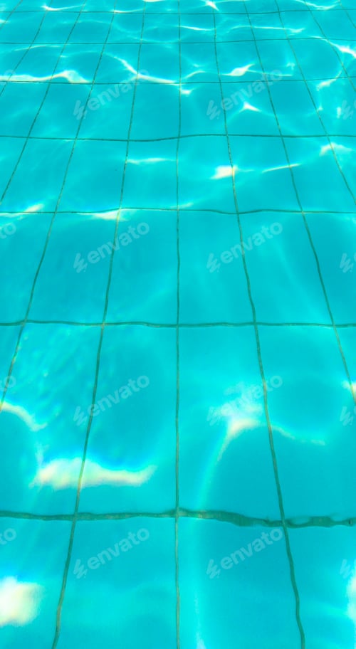 Preview: Surface of the pool