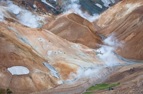 Preview: colorful mountains in Iceland, all deserted