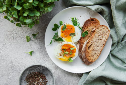 Preview: Rye bread with boiled egg