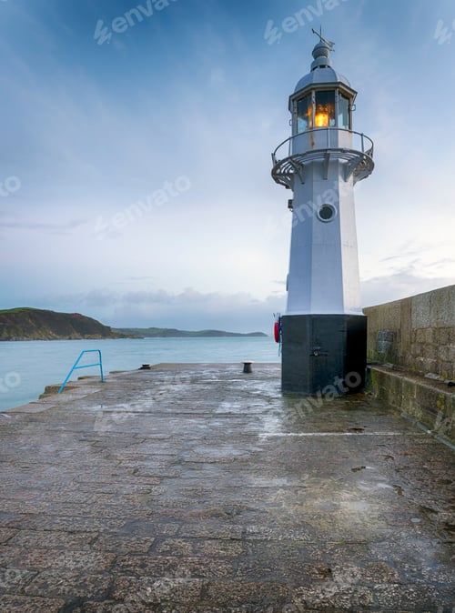 Preview: Mevagissey Lighhouse