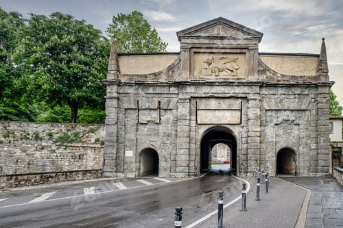 Preview: Porta Sant’Agostino entrance to the Città Alta Bergamo