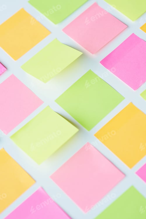 Preview: Plenty of adhesive notes sticked on the table