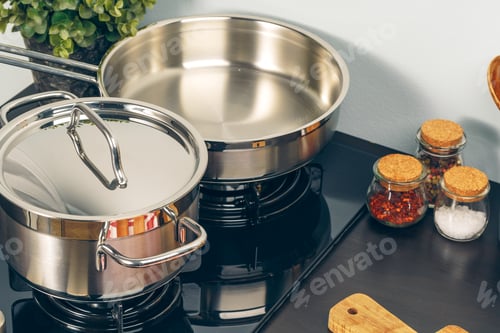 Preview: Clean saucepan on a gas stove in kitchen