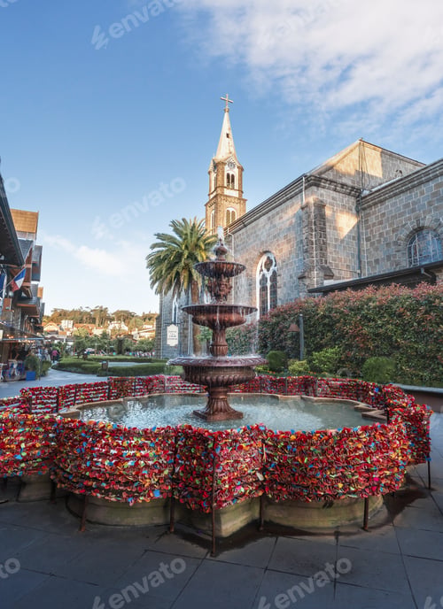 Preview: Fountain of Eternal Love (Fonte do Amor Eterno) - Gramado, Rio Grande do Sul, Brazil