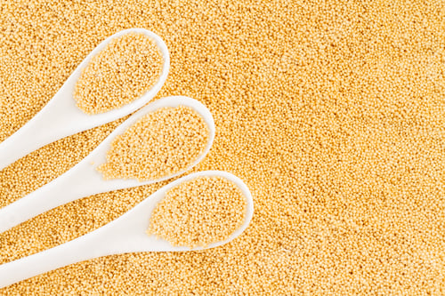 Preview: amaranth grains in spoon, superfood