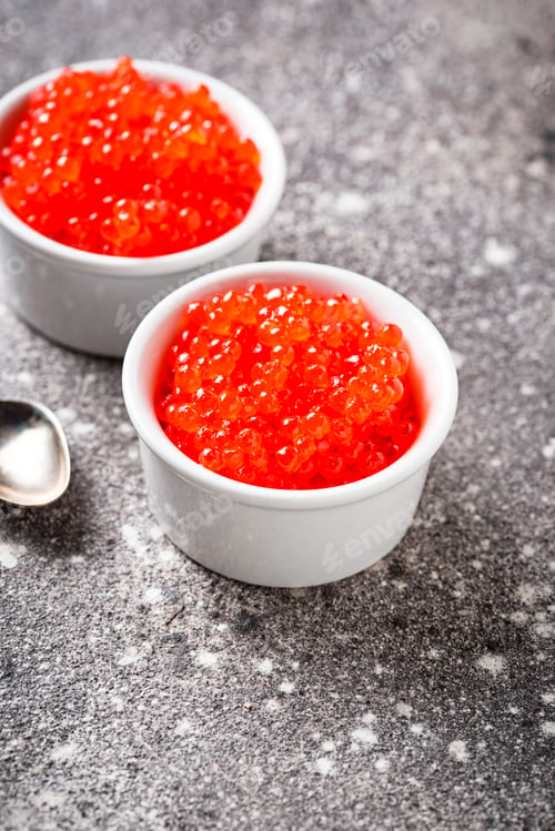 Preview: Two bowls with red salmon caviar