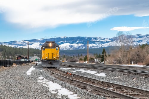 Preview: A locomotive crossing in Truckee, Nevada
