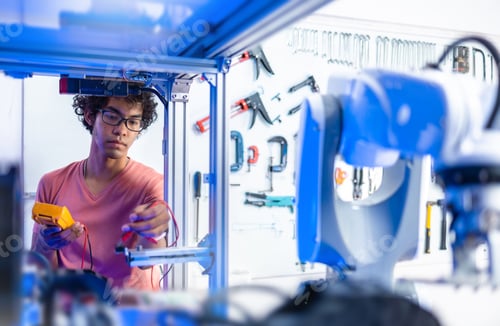 Preview: ROBOT YOUNG