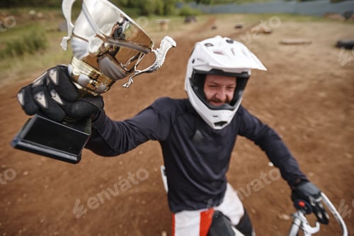 Preview: Motorcyclist showing award