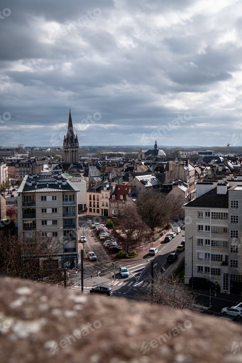 Preview: Vertical shot of the beautiful cityscape of Caen, France