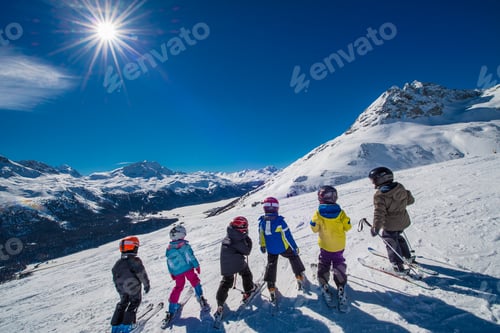 Preview: Little Skiers