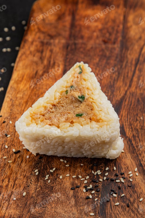 Preview: Onigiri sushi tuna stuffing Japanese food natural tasty snack fresh delicious gourmet food