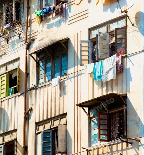 Preview: Clothes Drying From Apartment Windows