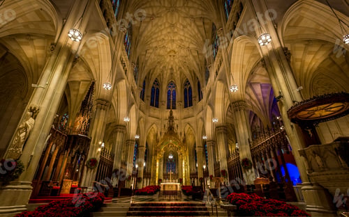 Preview: Low angle shot of St. Patrick Cathedral interior in Manhattan, New York