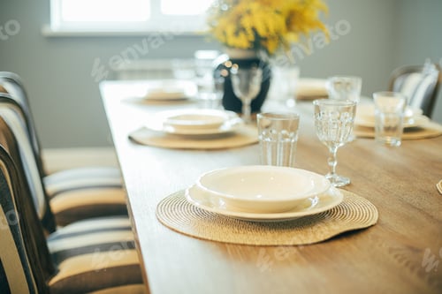 Preview: Festive table setting.