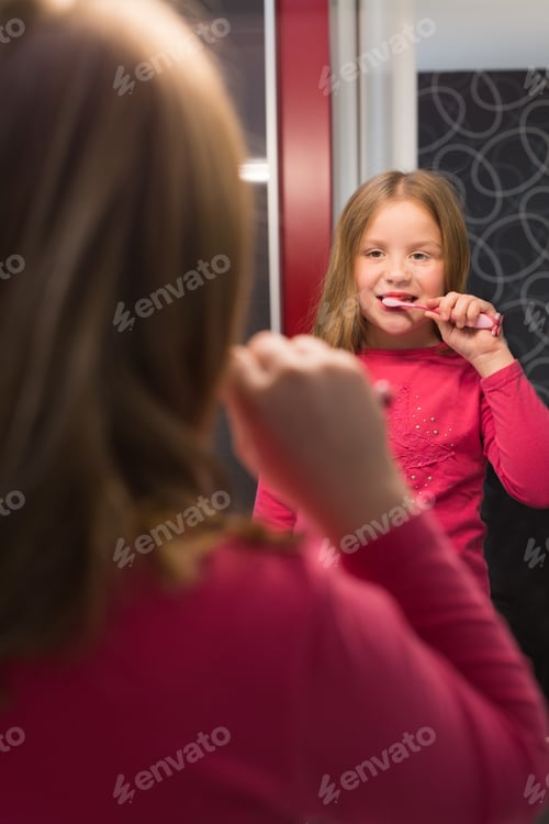 Preview: Cute girl brushing her teeth