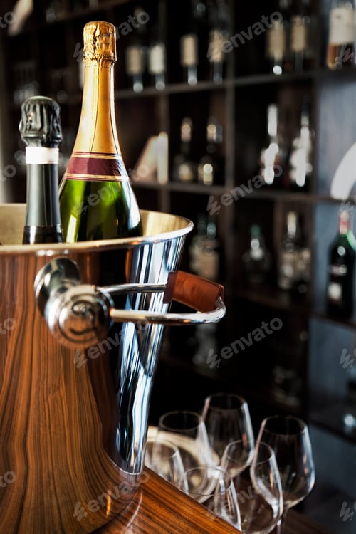 Preview: Bottles in a bucket