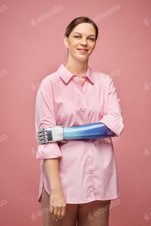 Preview: Positive Woman with Bionic Hand