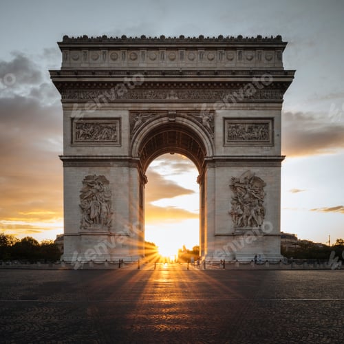 Preview: France, Paris, Arc de Triomphe at sunset