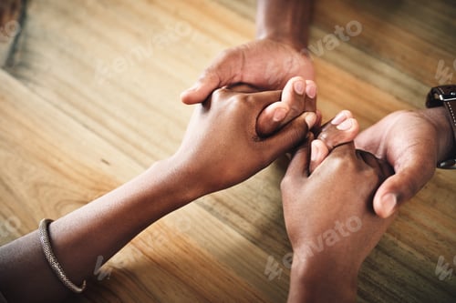 Preview: Hand in hand through it all