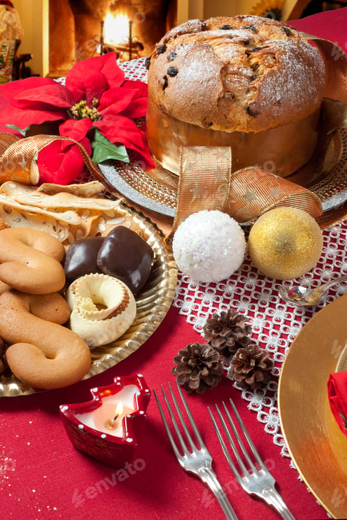 Preview: Christmas table near the fireplace