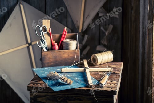 Preview: Old kite and elements to construct it