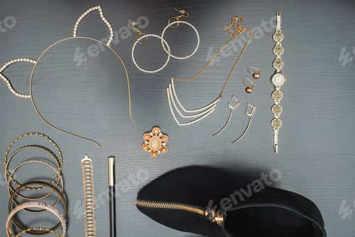 Preview: Accessories for the meeting