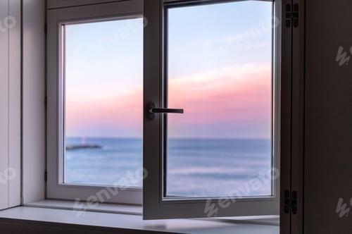 Preview: Pink sunrise over Atlantic Ocean waters in Porto