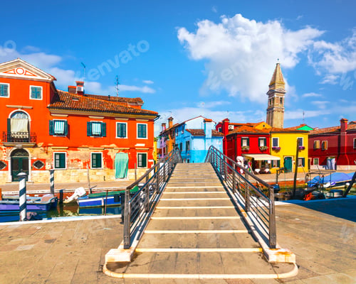 Preview: Venice landmark, Burano island canal, bridge, colorful houses and boats, Italy.