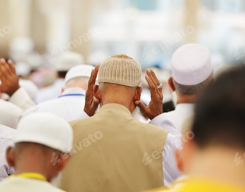 Preview: Muslim People In Crowd