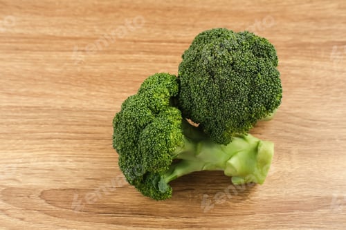 Preview: Fresh raw broccoli