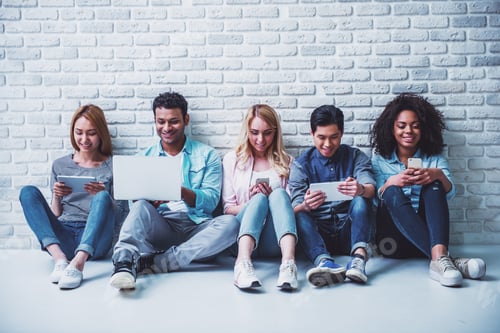 Preview: Young people with gadgets