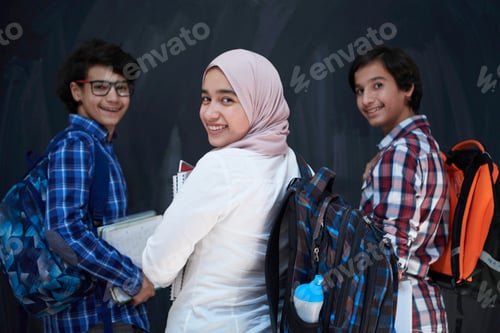 Preview: Arab teenagers group